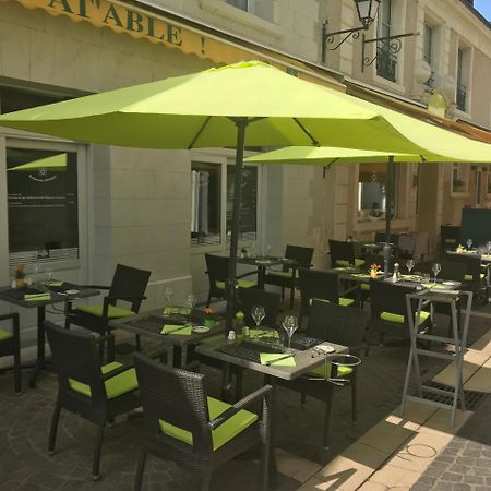 Logis Hotel Restaurant La Boule D'Or Chinon Buitenkant foto